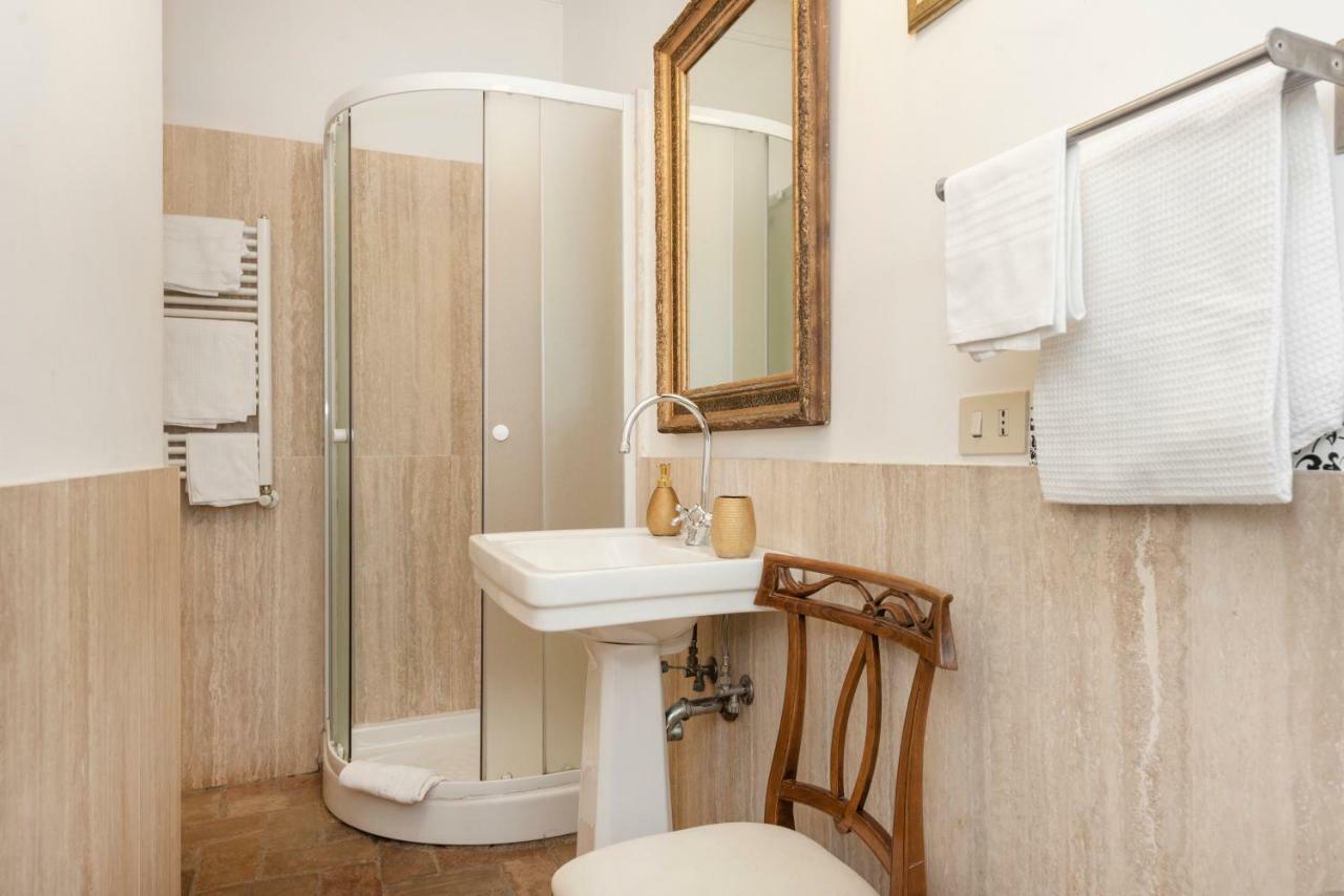 Shabby Chic Flats Vatican Museums Apartment Rom